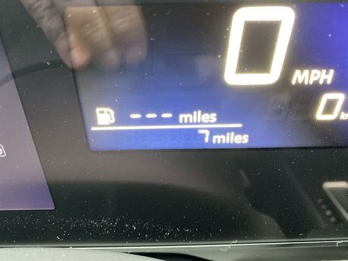 New 2026 Nissan Kicks SV image 6