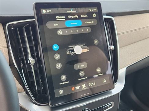 New 2026 Volvo XC90 B6 Ultra w/ Protection Package image 14