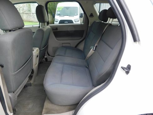 Used 2009 Ford Escape 4WD Hybrid image 5
