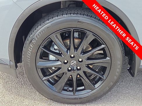Used 2024 Nissan Murano SV w/ SV Midnight Edition Package FWD image 7