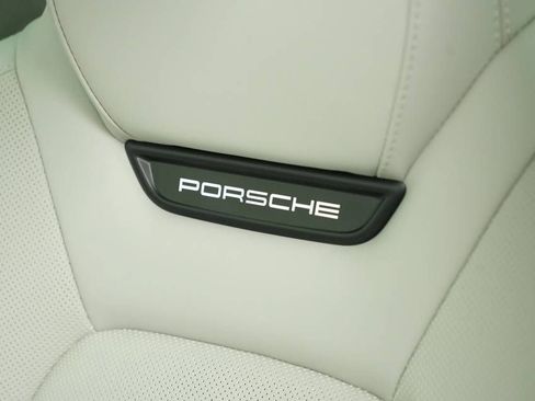 New 2026 Porsche Macan 4 Electric AWD/4WD image 34