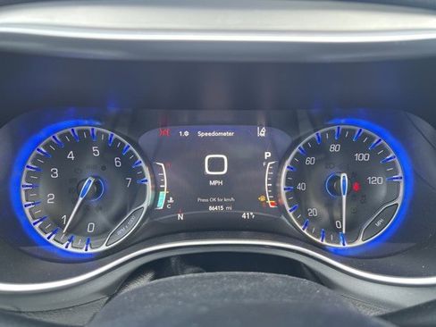 Certified 2019 Chrysler Pacifica Touring-L Plus w/ Advanced Safetytec Group image 22