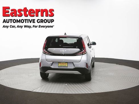 Used 2025 Kia Soul LX w/ LX Technology Package image 36