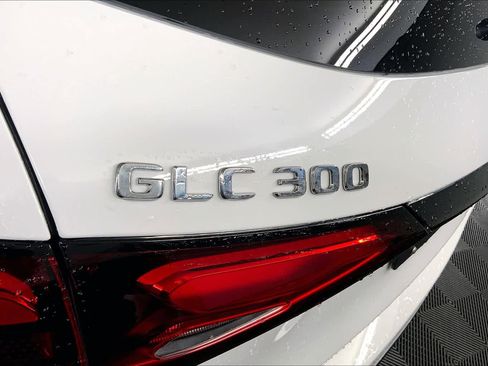 New 2025 Mercedes-Benz GLC 300 4MATIC image 7