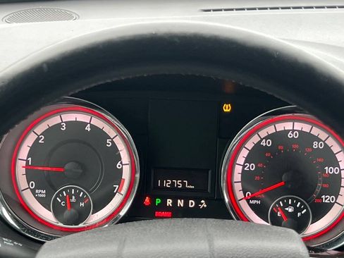 Used 2016 Dodge Grand Caravan SXT FWD image 12