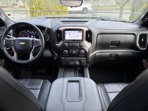 Used 2022 Chevrolet Silverado 3500 High Country w/ Z71 Off-Road Package image 10