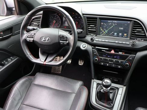 Used 2018 Hyundai Elantra Sport w/ Sport Premium Package 03 FWD image 12
