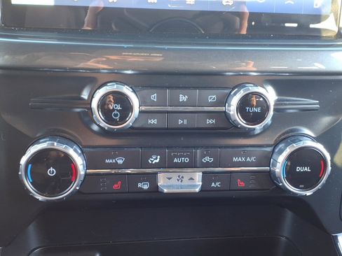 Certified 2022 Ford F150 XLT w/ Equipment Group 302A High image 15