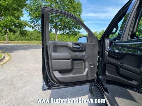 Used 2021 GMC Sierra 1500 AT4 w/ AT4 Value Package AWD/4WD image 19