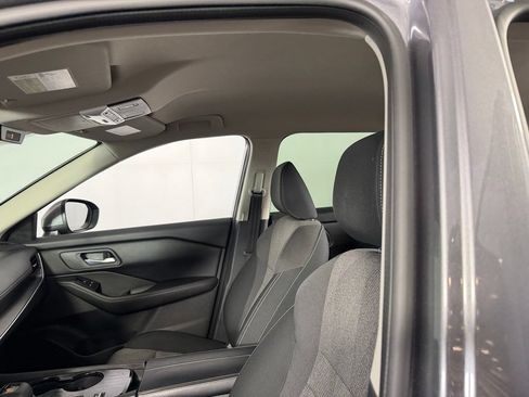 Used 2025 Nissan Rogue SV FWD image 21