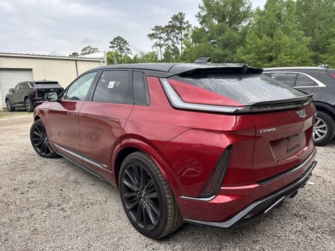 Used 2026 Cadillac Lyriq V AWD/4WD image 4