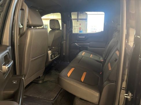 Certified 2021 GMC Sierra 1500 AT4 w/ AT4 Premium Package AWD/4WD image 23