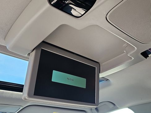 Used 2024 Honda Odyssey Elite image 13