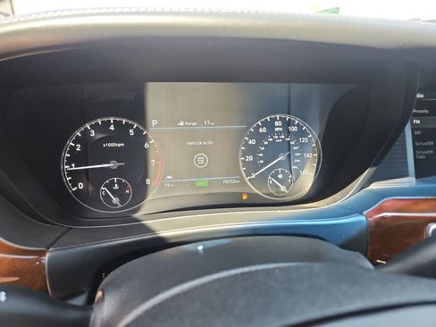 Used 2017 Genesis G90 3.3T Premium RWD image 14