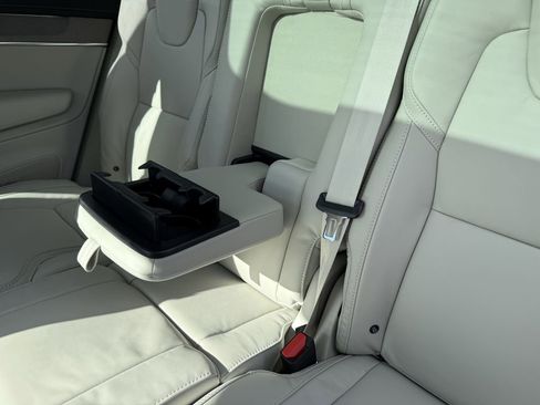 New 2026 Volvo XC90 B6 Ultra w/ Protection Package image 13