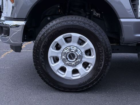 Used 2024 Ford F250 XLT AWD/4WD image 16
