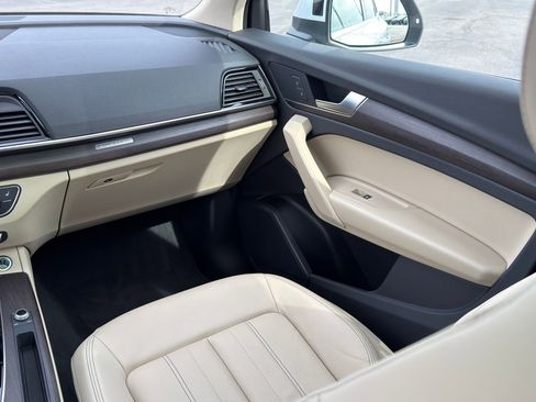 Certified 2023 Audi Q5 2.0T Premium w/ Convenience Package image 25