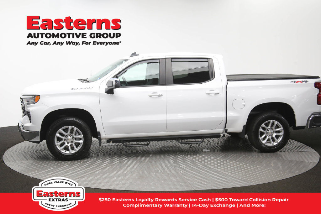 Used 2023 Chevrolet Silverado 1500 LT AWD/4WD image 61