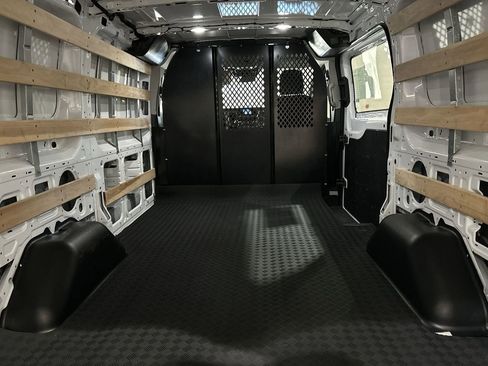 Used 2024 Ford Transit 250 Low Roof w/ Exterior Upgrade Package image 19