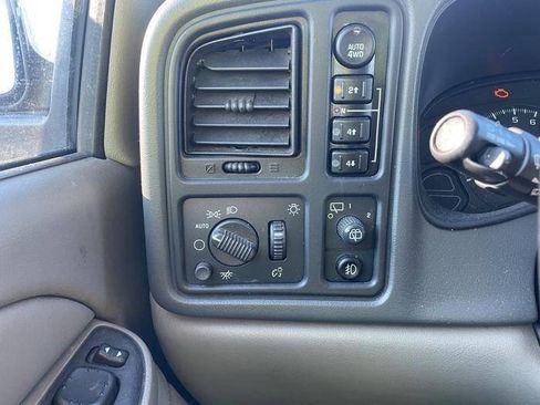 Used 2006 GMC Yukon XL SLT w/ SLT Preferred Equipment Group image 35
