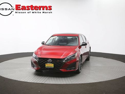 Used 2024 Nissan Altima 2.5 SR w/ SR Premium Package FWD image 53