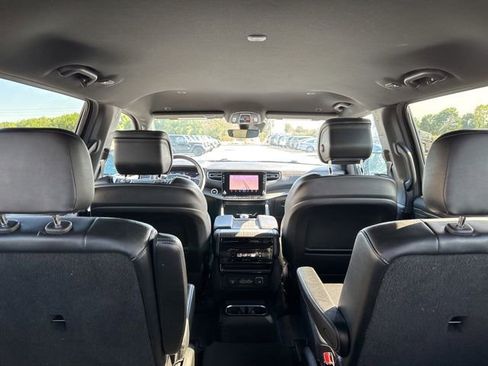 Used 2024 Jeep Wagoneer Series II AWD/4WD image 7