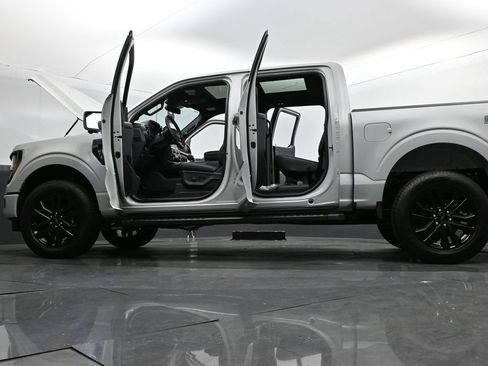 New 2026 Ford F150 XLT w/ Equipment Group 303A High AWD/4WD image 31