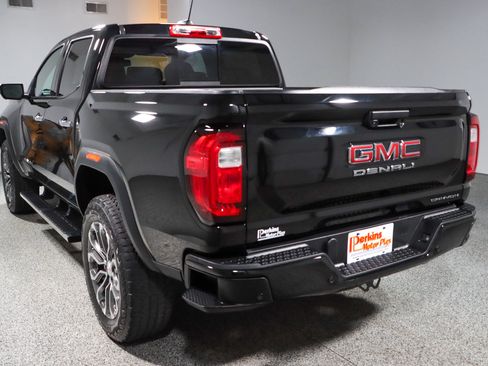 Used 2023 GMC Canyon Denali AWD/4WD image 9