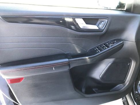 Used 2024 Ford Escape ST-Line image 16