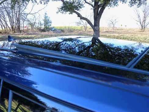 Used 2015 Land Rover Range Rover HSE image 10