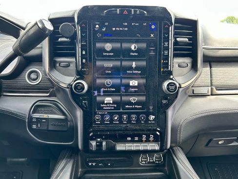 Used 2019 RAM 2500 Limited AWD/4WD image 23