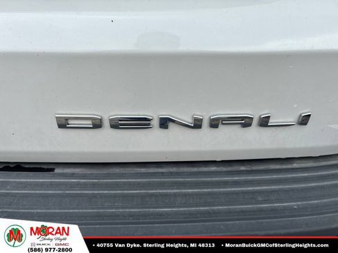 Used 2023 GMC Yukon Denali AWD/4WD image 6