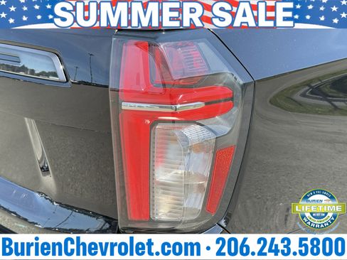 Used 2022 Chevrolet Suburban Z71 AWD/4WD image 40