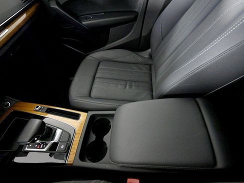 Used 2023 Audi Q5 2.0T Premium image 33