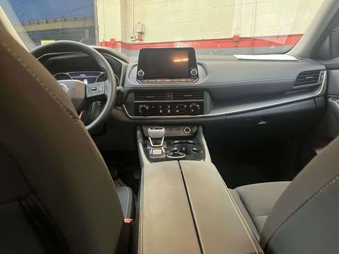 Certified 2026 Nissan Rogue S image 14