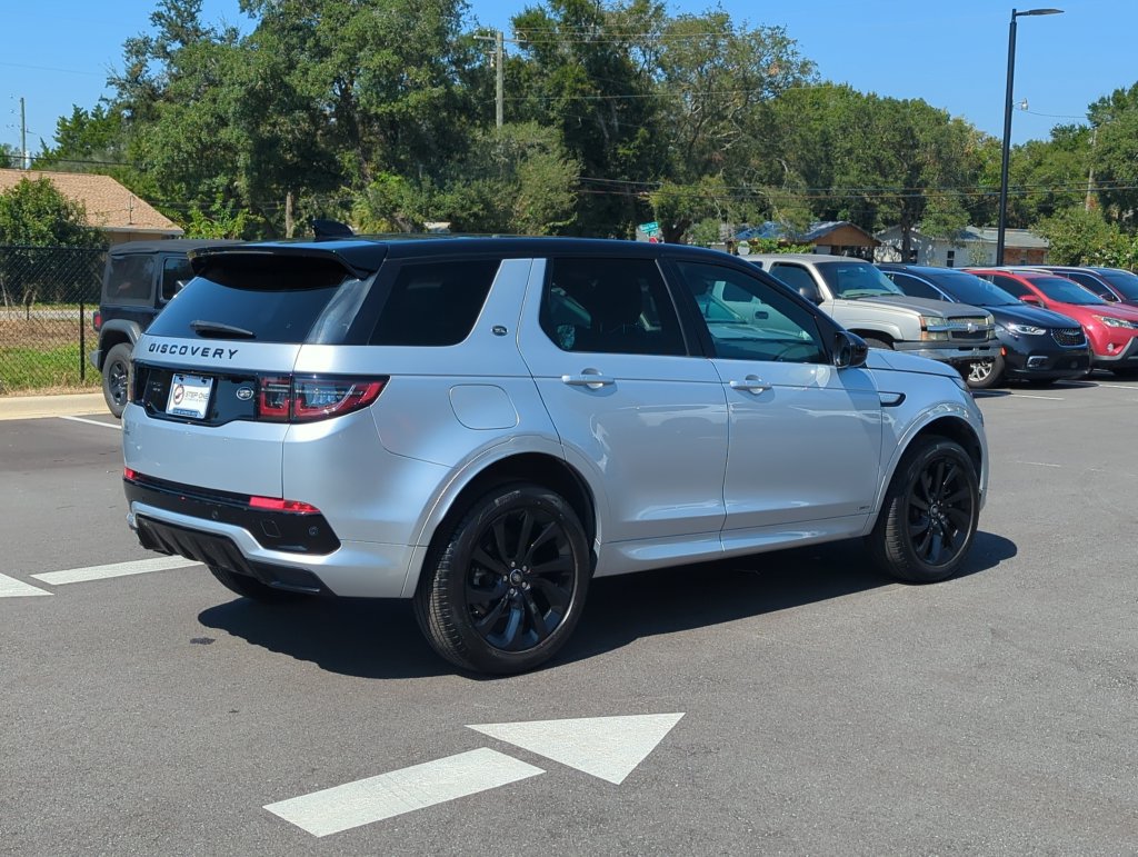 Used 2020 Land Rover Discovery Sport SE R-Dynamic AWD/4WD image 7