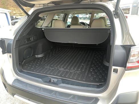Used 2020 Subaru Outback Limited w/ Popular Package #2 image 20