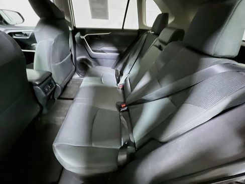 Certified 2025 Toyota RAV4 LE AWD/4WD image 20
