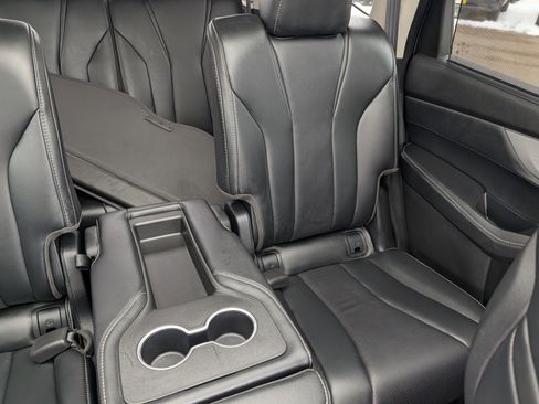 Used 2024 Acura MDX SH-AWD w/ Technology Package image 14