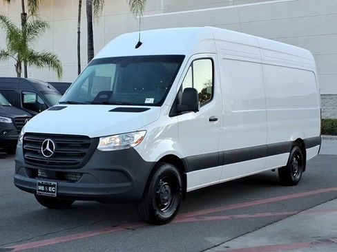 New 2026 Mercedes-Benz Sprinter 2500 image 1