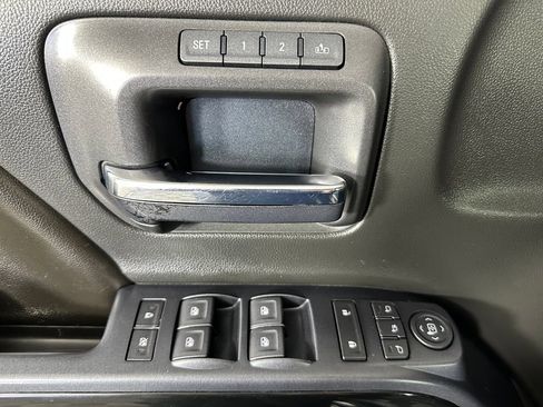 Used 2017 Chevrolet Silverado 1500 LTZ Z71 w/ LTZ Plus Package AWD/4WD image 24