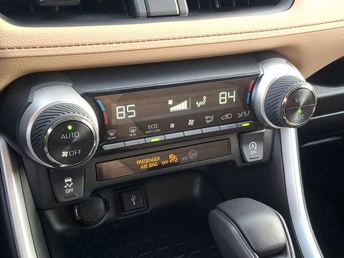 Certified 2021 Toyota RAV4 XLE image 15