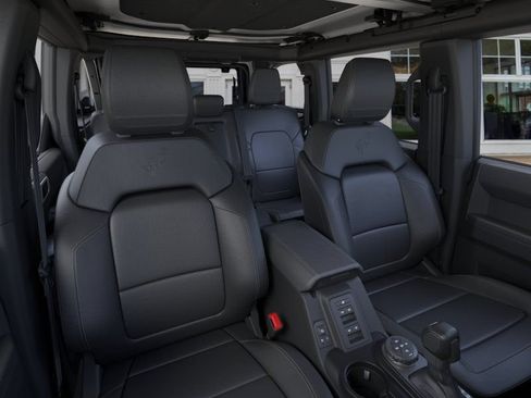 New 2025 Ford Bronco Badlands AWD/4WD image 10