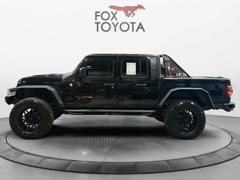 Used 2020 Jeep Gladiator Sport w/ Quick Order Package 24S AWD/4WD image 3