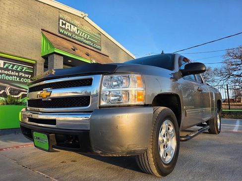 Used 2009 Chevrolet Silverado 1500 LT w/ Power Pack Plus image 2