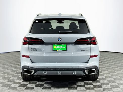 Used 2026 BMW X5 sDrive40i w/ M Sport Package RWD image 7
