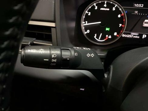 Used 2024 Mitsubishi Outlander SE FWD image 36