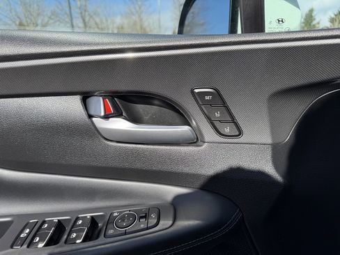 Used 2023 Hyundai Santa Fe Limited image 13