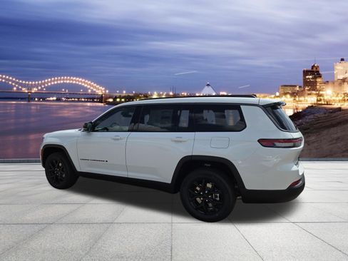 New 2026 Jeep Grand Cherokee L 4WD image 3