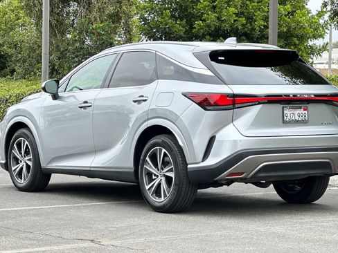 Used 2024 Lexus RX 350 FWD w/ Technology Package image 3